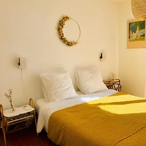 T3 Au Milieu Des Pins, Terrasse Sud, Vue Mer, A Pieds, Fibre Et Garage Prive Inclus , Les Lecques France